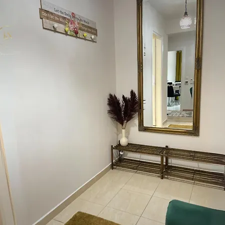 Jsn House - Private Parking & Premium Services *