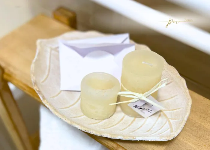 Jsn House - Private Parking & Premium Services بوخارست