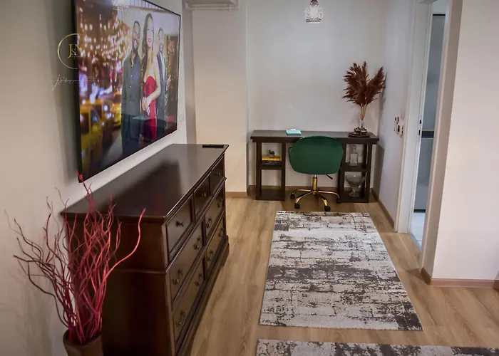 Jsn House - Private Parking & Premium Services