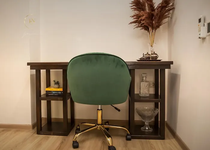 Jsn House - Private Parking & Premium Services