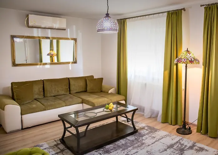 Jsn House - Private Parking & Premium Services