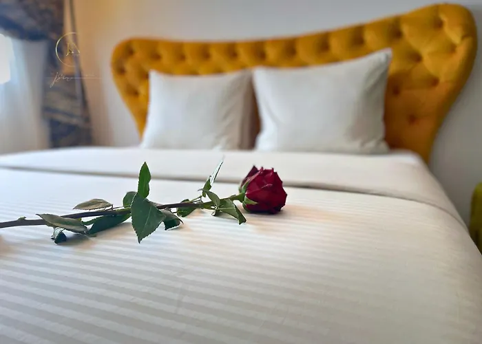 Jsn House - Private Parking & Premium Services